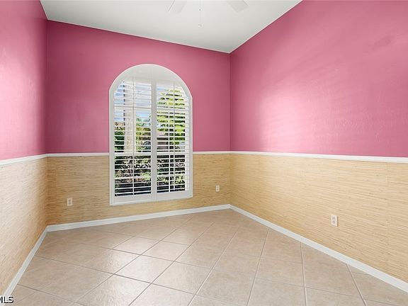5th image of 2165 Berkley Way