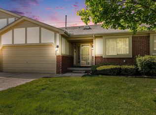 41929 Brookview Ln, Clinton Township, MI 48038