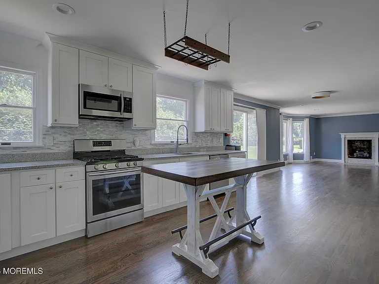 220 Branch Ave — Photo 42
