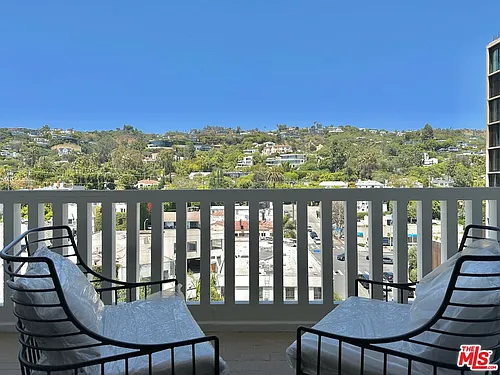 999 N Doheny Dr #904 Photo 1