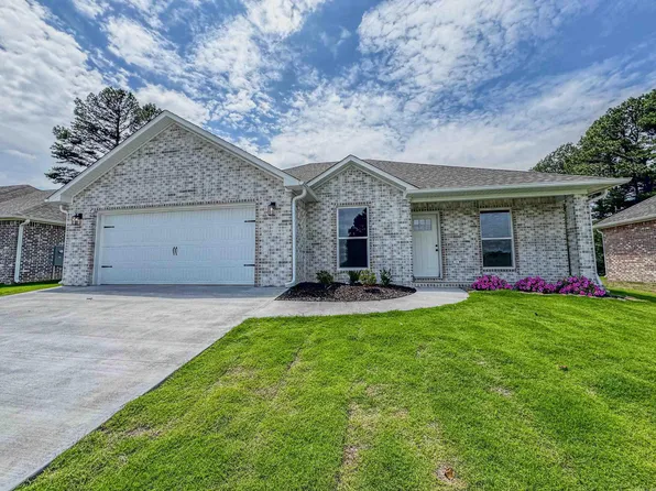 2702 Wildrose Cv, Paragould, AR 72450