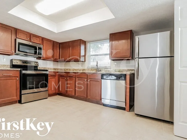 7701 Birchwood Dr — Photo 8