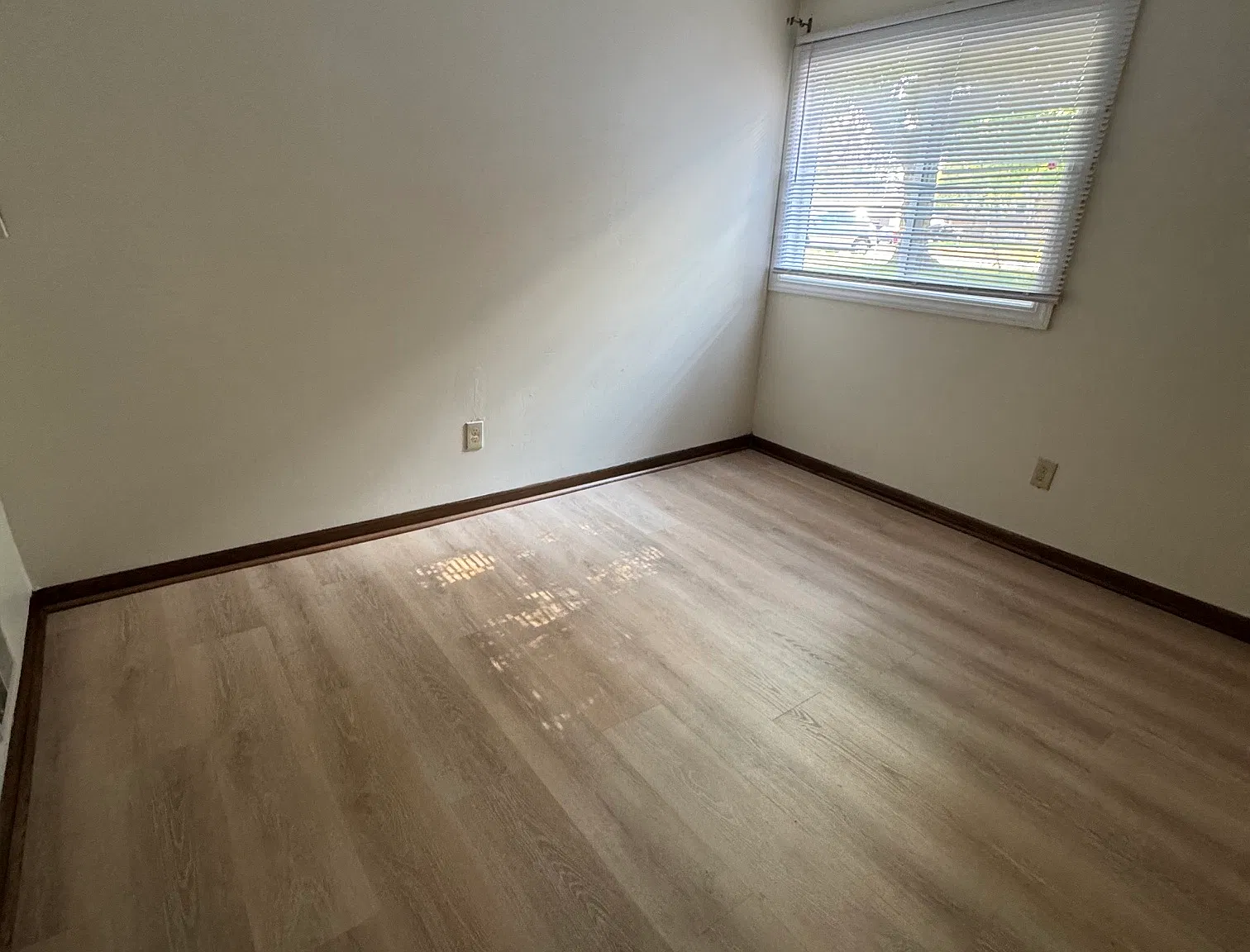 2 bed, 1100 sqft, $1,550 — Photo 4