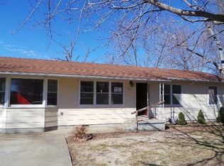 1834 Maple St, Seneca, MO 64865