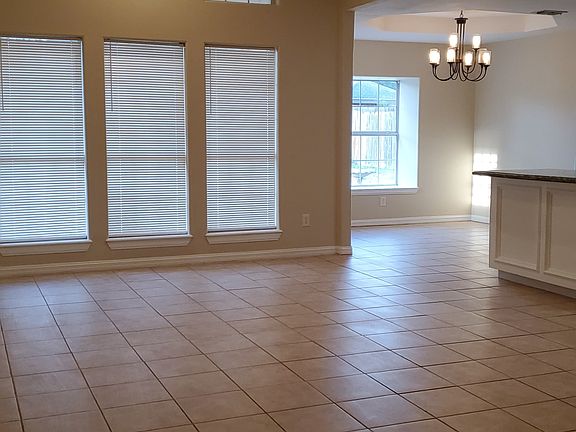 3rd image of 3416 Warbler Ave