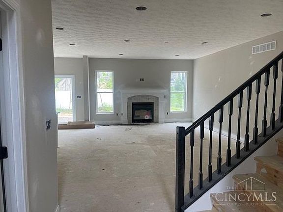 3rd image of 7172 Glenvalley Dr