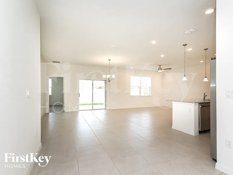 1228 Spokane Point — Photo 5