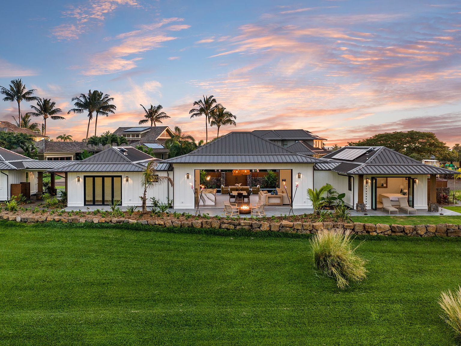 2736 Uluwehi St