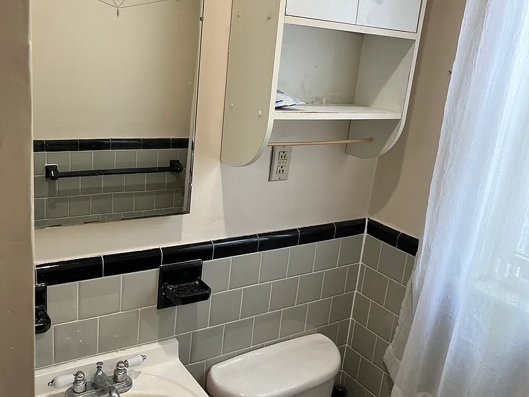 9 Chestnut St #1 — Photo 17