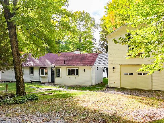 2nd image of 408 Couchs Rd