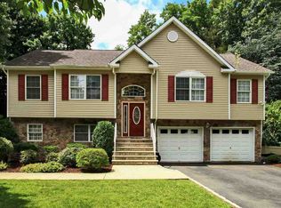126 Prospect St #B, Paramus, NJ 07652