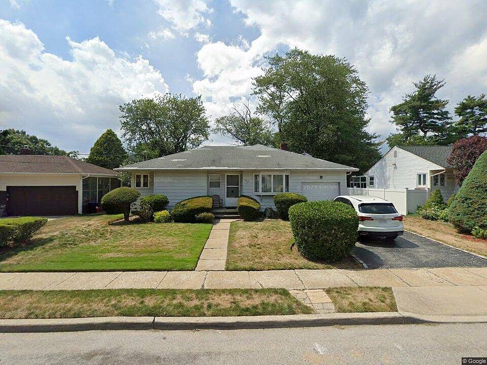 1st image of 932 Dana Ave