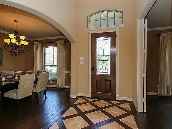 3rd image of 28423 Blue Holly Ln