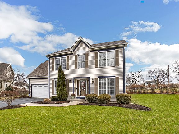 3rd image of 1323 Winterberry Ct
