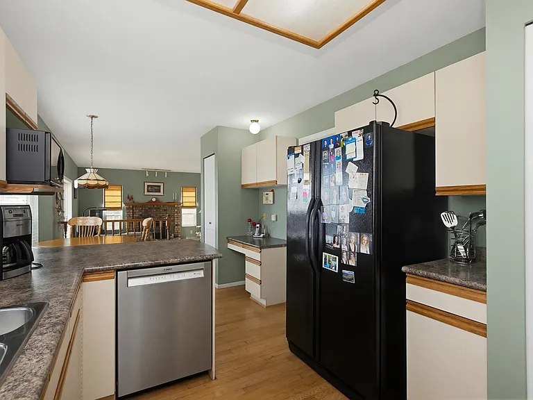 2165 Tower Ct — Photo 10