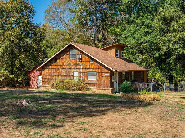 104 Buccaneer St, Hot Springs, AR 71913