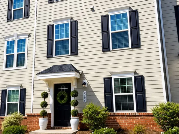 2506 Autumn Olive Ln, Matthews, NC 28104