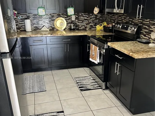 3621 NW 95th Ter APT 523, Fort Lauderdale, FL 33351