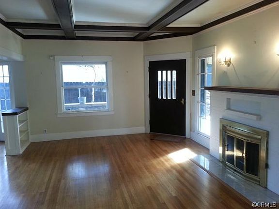 2nd image of 365 Lincoln Ave