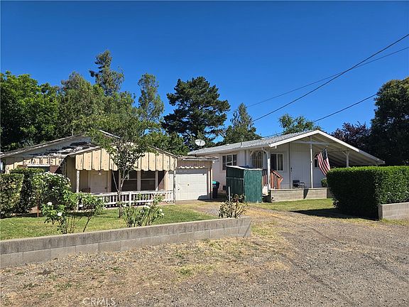 2nd image of 24366 Electric Ave