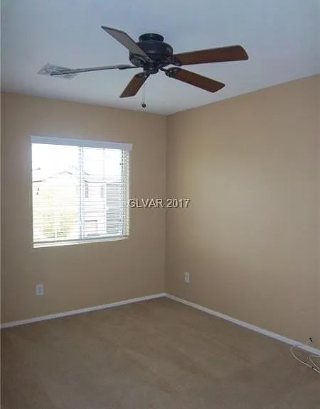 3761 Hollycroft Dr — Photo 6