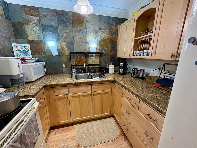 3460 Colorado Ave #B3 — Photo 12