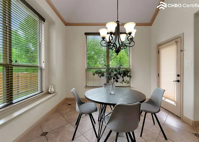 505 Silver Trl — Photo 13