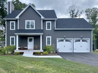 7 Logan Ct, Seekonk, MA 02771
