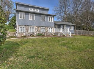 2210 Vance Tank Rd, Bluff City, TN 37618