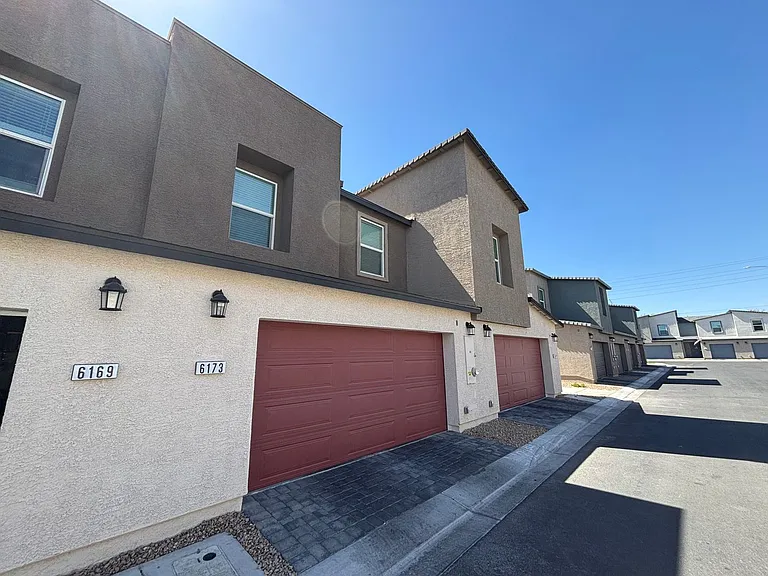 6173 Hibuscus Garden St — Photo 15