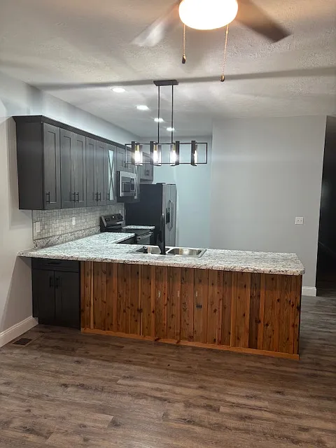 1 bed, 2400 sqft, $950 — Photo 4