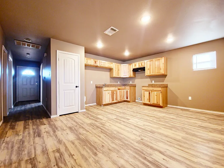 303 Guava Ave — Photo 11
