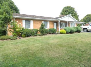 203 Seven Mile Ford Rd, Marion, VA 24354