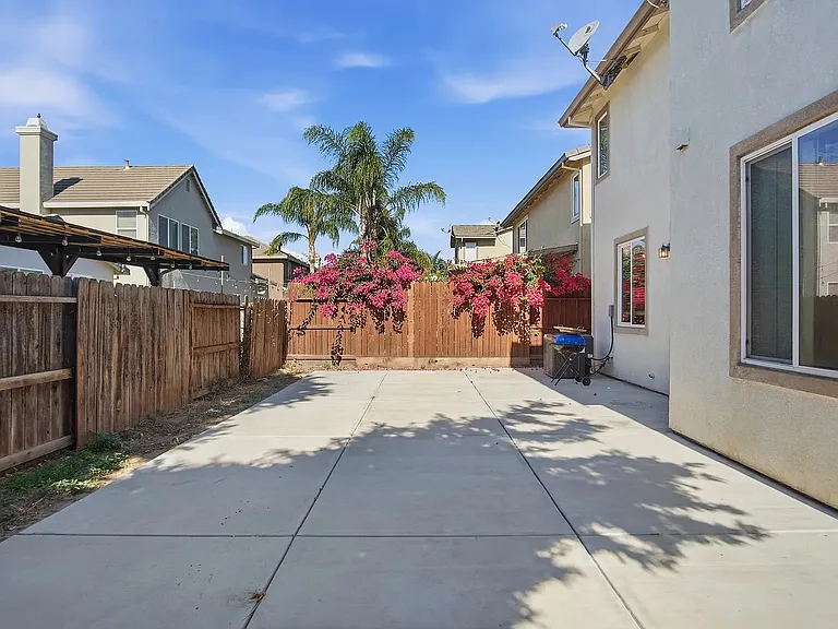 3648 Fallview Ave — Photo 20