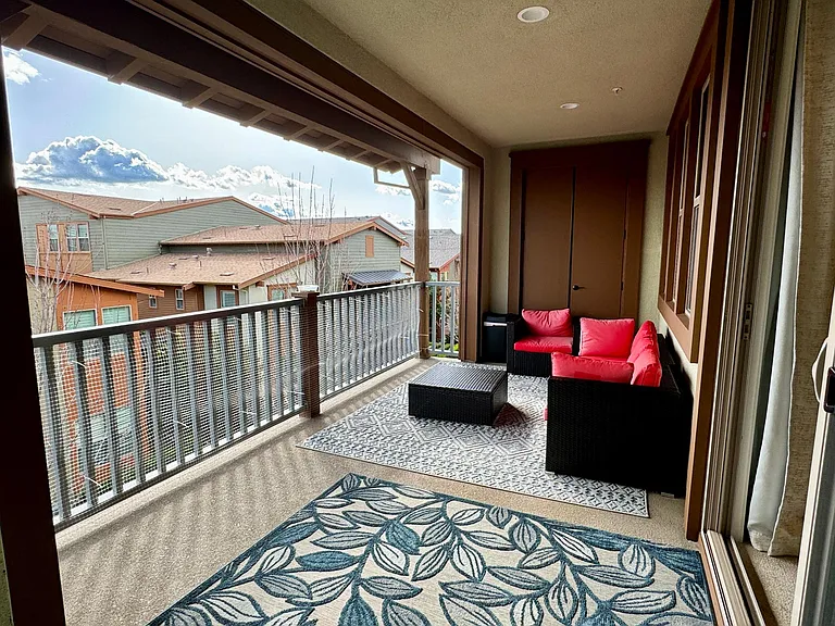 649 Sandalwood Dr #4 — Photo 34