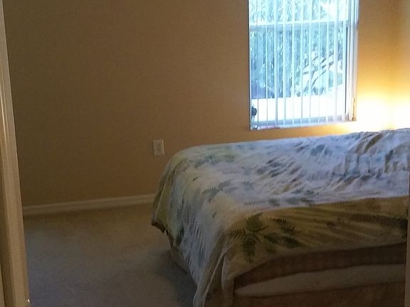 5th image of 143 Owenshire Cir