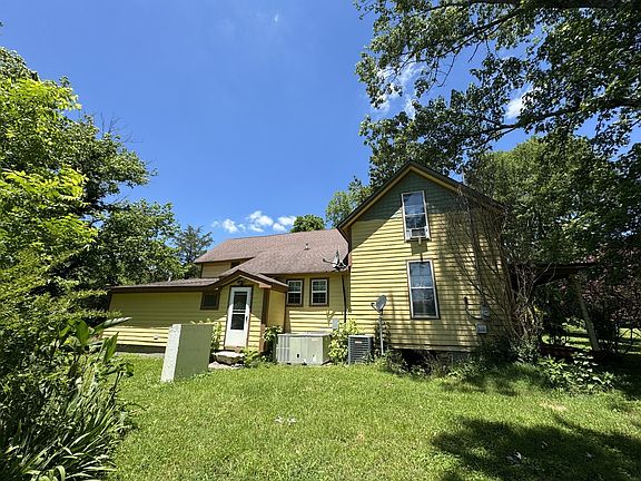 5th image of 2342 Valley Creek Rd