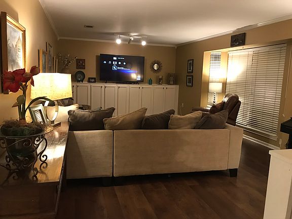 Spacious family room