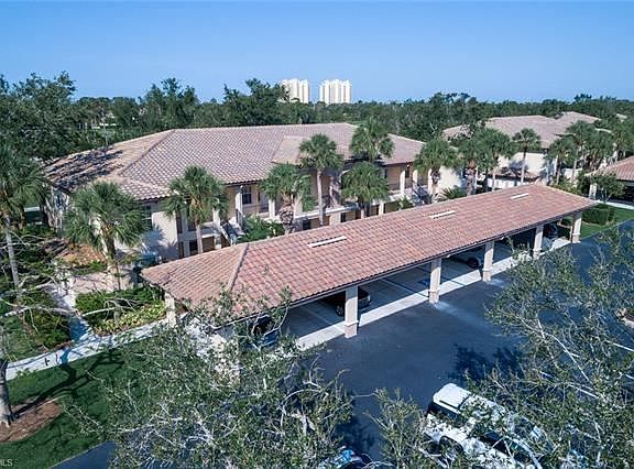 3rd image of 4641 Turnberry Lake Dr Unit 201