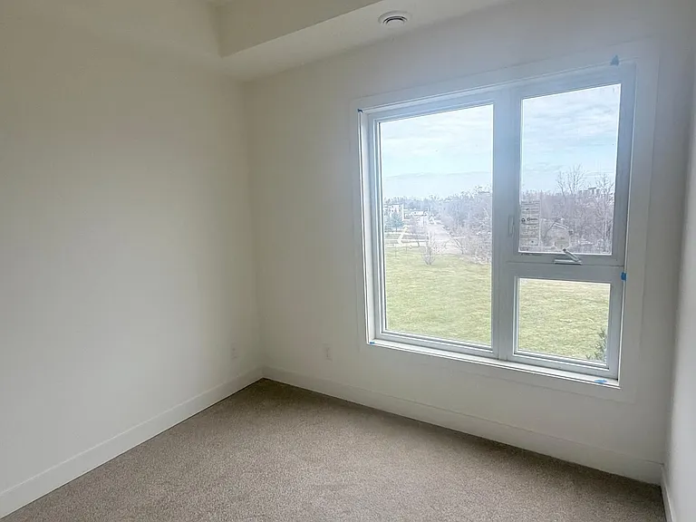 16 Melbourne Ave #320B — Photo 17