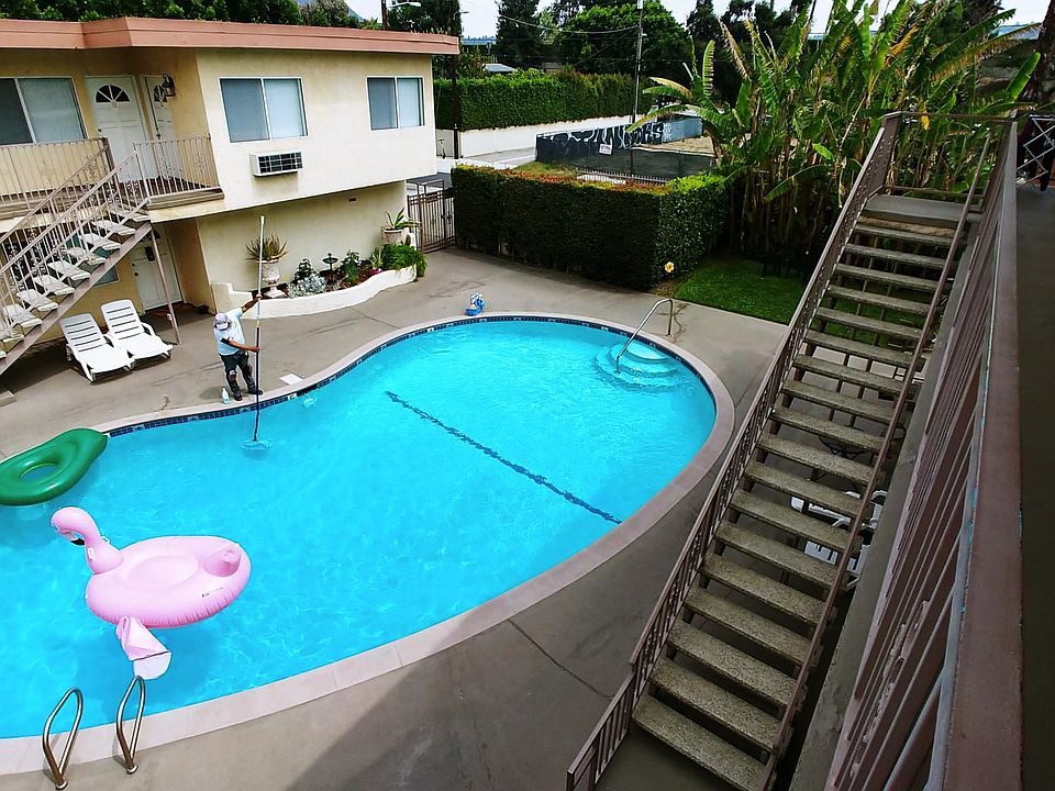 1st image of 4604 Cahuenga Blvd APT 19