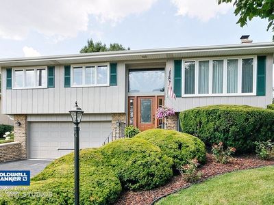 8526 W 107th St, Palos Hills, IL, 60465