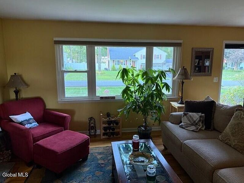 5th image of 38 Cedar Lane