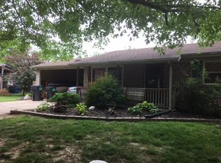 3131 Woodbridge Dr, Saint Charles, MO 63303