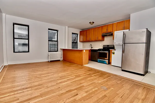 Rented by Bohemia Realty Group | media 6