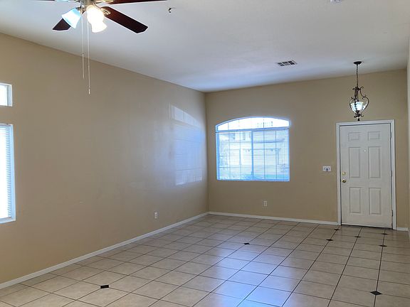 3rd image of 111 Montesol Dr