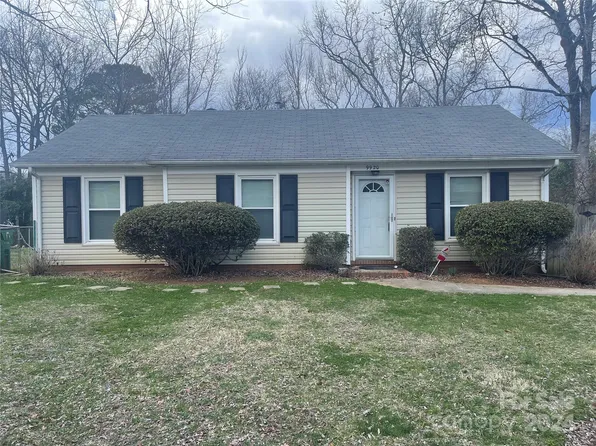 9920 Garth Wood Rd, Charlotte, NC 28273