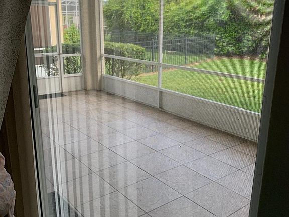 4th image of 1193 Chessington Cir