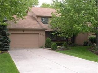 105 Emerald Ln, Cortland, OH
