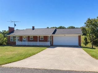 479 Governor Stokes Rd, Wilkesboro, NC 28697